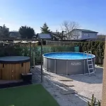 Relax Dum S Koupacim Sudem A Grilem * Pilzno